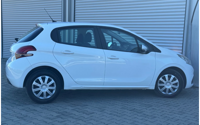 Peugeot 208 1, 5hdi 102ps, евро 6D, adblue, клима, нави, мулти - автомобили, коли, обяви за нови и употребявани 6