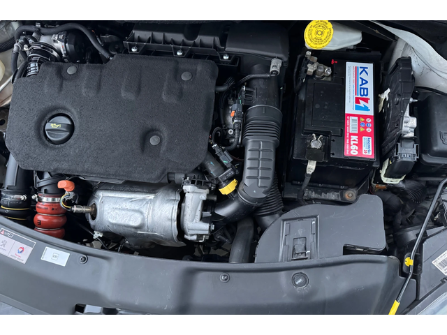 Peugeot 208 1.5hdi, М1, 102ps, ев6D, мулти, клима, борд - автомобили, коли, обяви за нови и употребявани 14