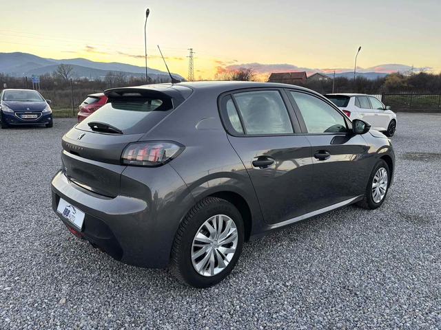 Peugeot 208 1.5, Euro 6, Нов внос - автомобили, коли, обяви за нови и употребявани 3
