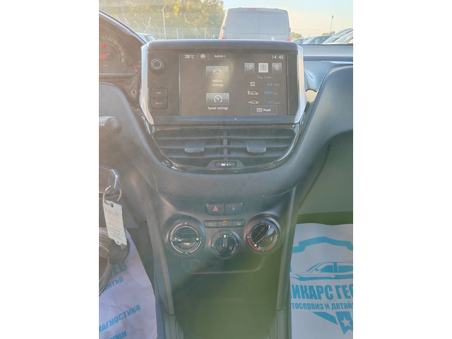 Peugeot 208 1.0, 68к.с. - автомобили, коли, обяви за нови и употребявани 11