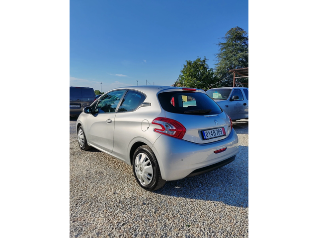 Peugeot 208 1.0, 68к.с. - автомобили, коли, обяви за нови и употребявани 3