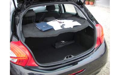 Peugeot 208 1.4hdi NAVI EURO 5B - автомобили, коли, обяви за нови и употребявани 15