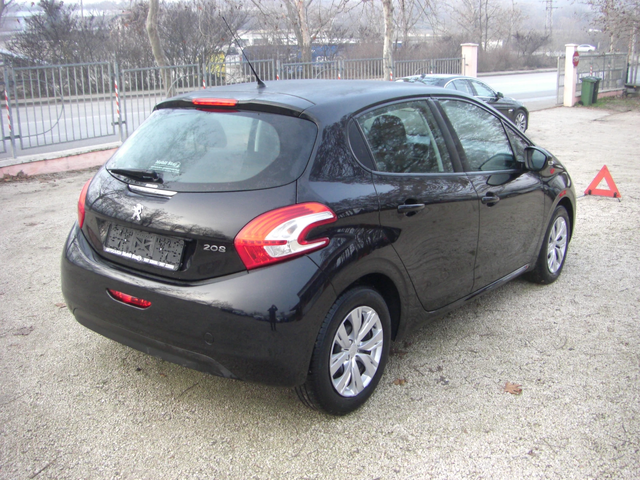 Peugeot 208 1.4hdi NAVI EURO 5B - автомобили, коли, обяви за нови и употребявани 4