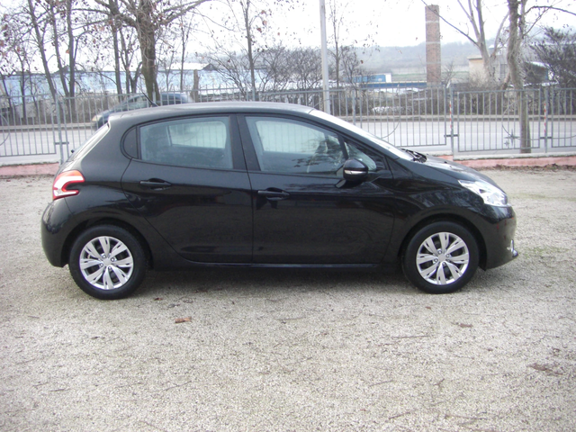 Peugeot 208 1.4hdi NAVI EURO 5B - автомобили, коли, обяви за нови и употребявани 5