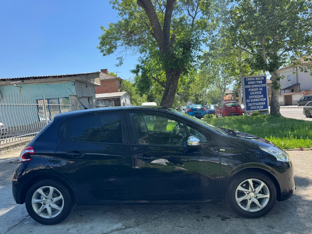 Peugeot 208 1.2 BENZIN AUSTRIA - автомобили, коли, обяви за нови и употребявани 3