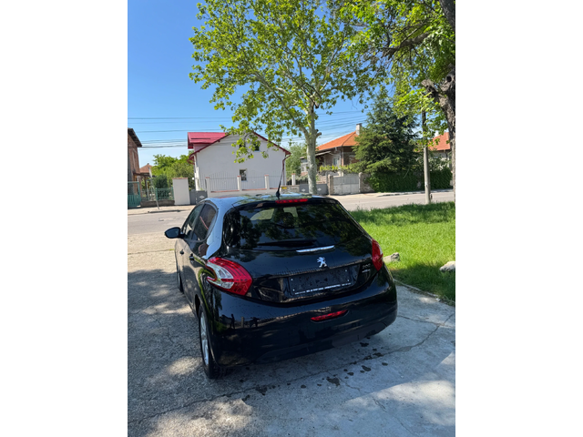 Peugeot 208 1.2 BENZIN AUSTRIA - автомобили, коли, обяви за нови и употребявани 6