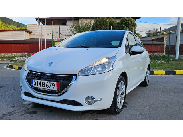 Peugeot 208 1.4 Hdi Klima/Navig - автомобили, коли, обяви за нови и употребявани 0