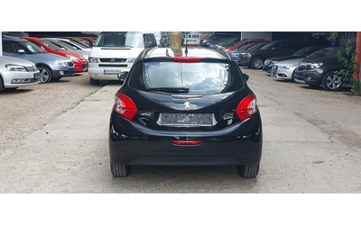Peugeot 208 1.2 vti 115000km - автомобили, коли, обяви за нови и употребявани 11