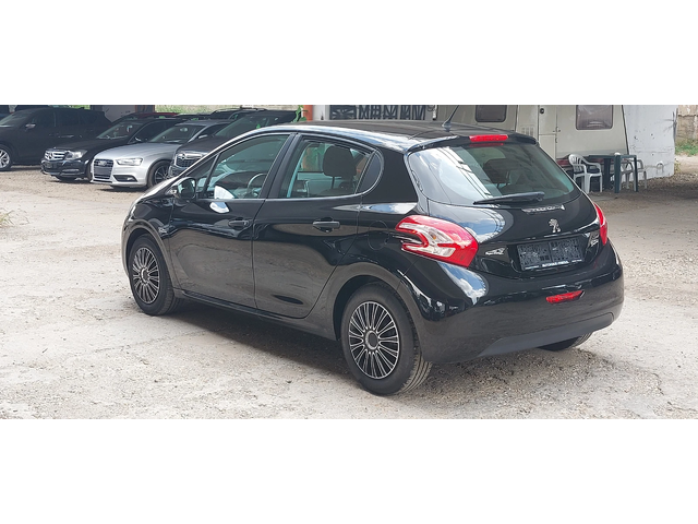 Peugeot 208 1.2 vti 115000km - автомобили, коли, обяви за нови и употребявани 4