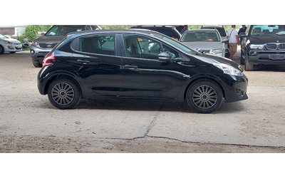 Peugeot 208 1.2 vti 115000km - автомобили, коли, обяви за нови и употребявани 9