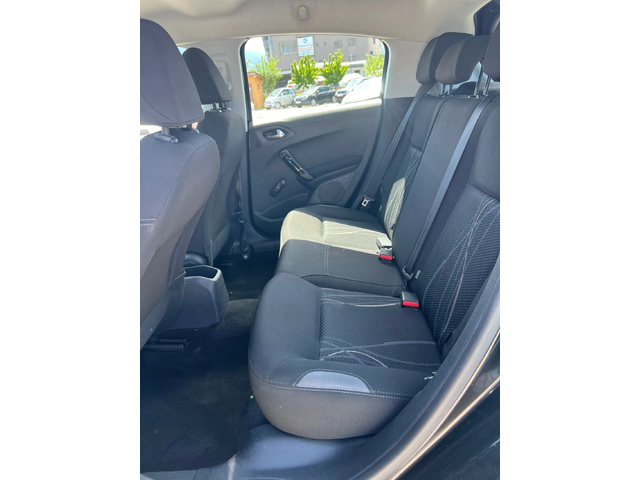 Peugeot 208 1.2I 85000km!!! - автомобили, коли, обяви за нови и употребявани 12