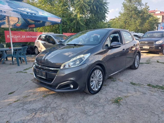 Peugeot 208 1.2i* EURO6D* 109000km. - автомобили, коли, обяви за нови и употребявани 1