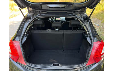 Peugeot 208 1.4HDI /70кс АВТОМАТ - автомобили, коли, обяви за нови и употребявани 12