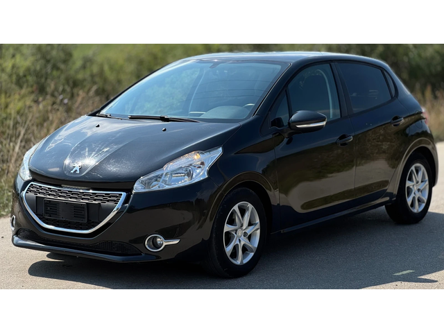 Peugeot 208 1.4HDI /70кс АВТОМАТ - автомобили, коли, обяви за нови и употребявани 2