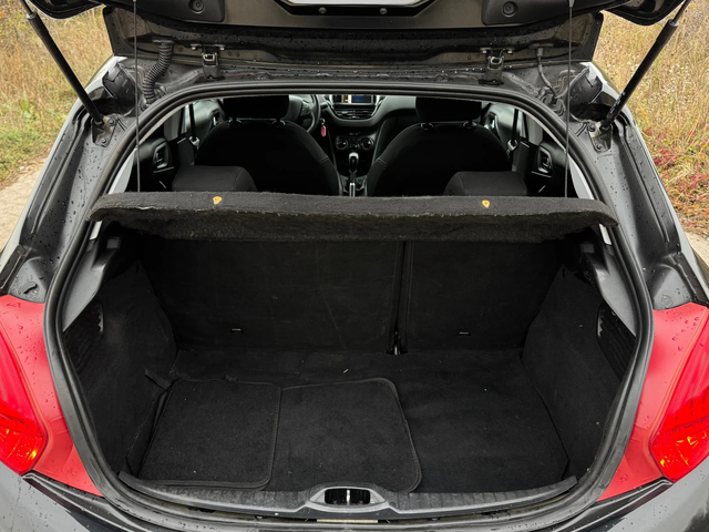 Peugeot 208 Peugeot 208   1.4 HDi / 72 к.с. / 2014г - автомобили, коли, обяви за нови и употребявани 12