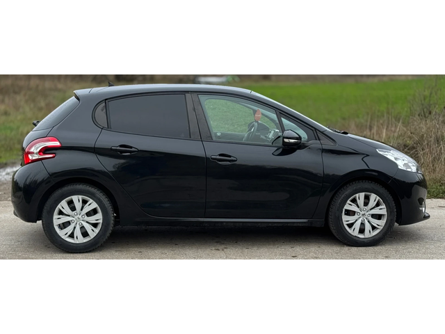 Peugeot 208 Peugeot 208   1.4 HDi / 72 к.с. / 2014г - автомобили, коли, обяви за нови и употребявани 6