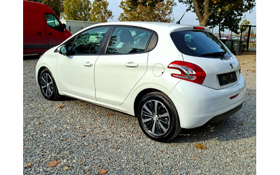 Peugeot 208 1.4i + ГАЗ-фабрична НАВИГАЦИЯ* АВТОПИЛОТ - автомобили, коли, обяви за нови и употребявани 6