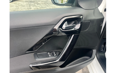 Peugeot 208 1.4HDI*LED*TOP* - автомобили, коли, обяви за нови и употребявани 11