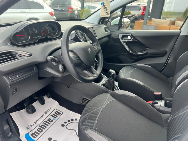 Peugeot 208 1.4HDI*LED*TOP* - автомобили, коли, обяви за нови и употребявани 9