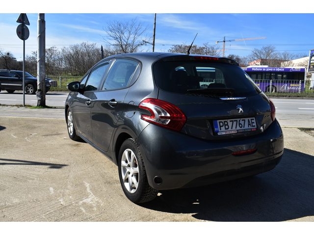 Peugeot 208 1.6i* Газов-Инжекцион - автомобили, коли, обяви за нови и употребявани 2