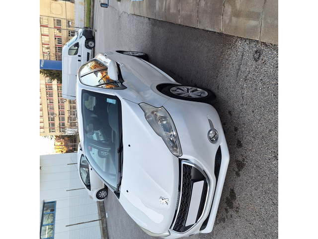 Peugeot 208  5P ACTIVE 1.0 VTi/68 BVM5 - автомобили, коли, обяви за нови и употребявани 0