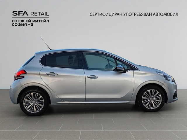 Peugeot 208 5P ALLURE 1.2 e-THP 110 BVM6 S&S EURO 6.2 - автомобили, коли, обяви за нови и употребявани 3