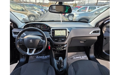 Peugeot 208 81774км 1.2I-110к.с EURO 6B-НАВИГАЦИЯ-ШВЕЙЦАРИЯ - автомобили, коли, обяви за нови и употребявани 10