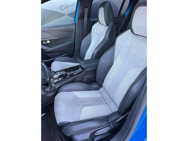 Peugeot 208 Пижо 208 GT - автомобили, коли, обяви за нови и употребявани 14