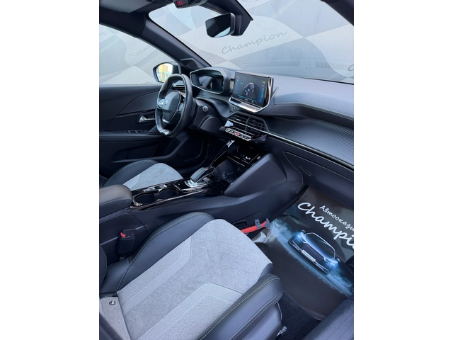 Peugeot 208 Пижо 208 GT - автомобили, коли, обяви за нови и употребявани 9