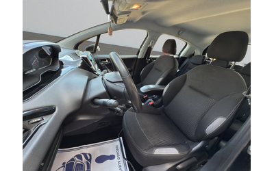 Peugeot 208 ACTIVE 1.2 VTi 82 BVM5 EURO6 - автомобили, коли, обяви за нови и употребявани 8