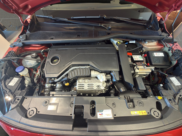 Peugeot 208 ALLURE 1.2 110 HYBRID 48V e-DCS6 EURO 6.4 - автомобили, коли, обяви за нови и употребявани 12