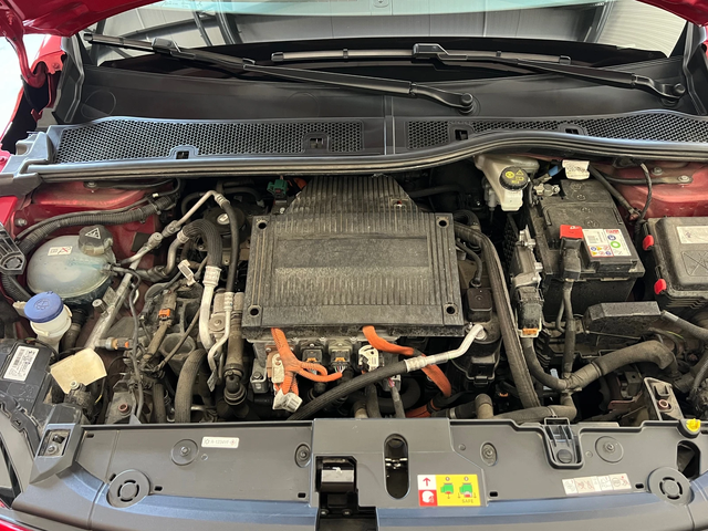 Peugeot  208 e ALLURE PACK - автомобили, коли, обяви за нови и употребявани 14