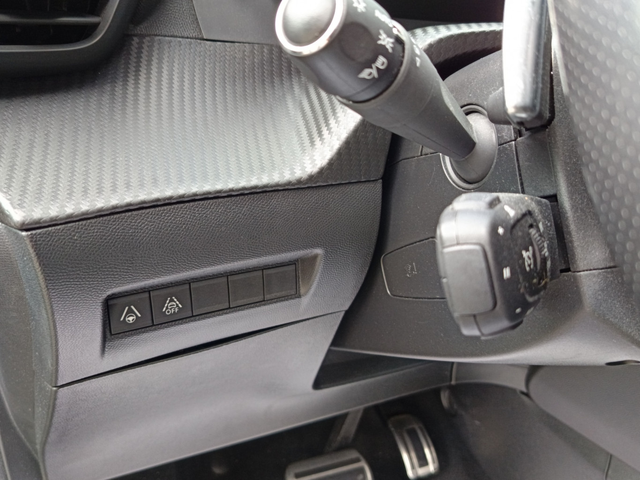 Peugeot 208 GT - автомобили, коли, обяви за нови и употребявани 8