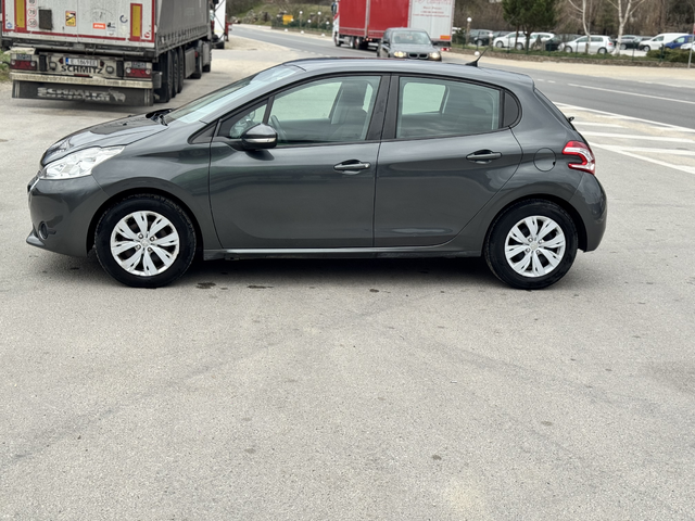Peugeot 208 ЛИЗИНГ - автомобили, коли, обяви за нови и употребявани 6