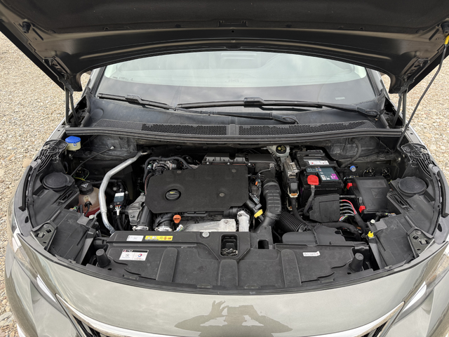 Peugeot 3008 1.5 BlueHDi (130 кс) Automatic S&S - автомобили, коли, обяви за нови и употребявани 16