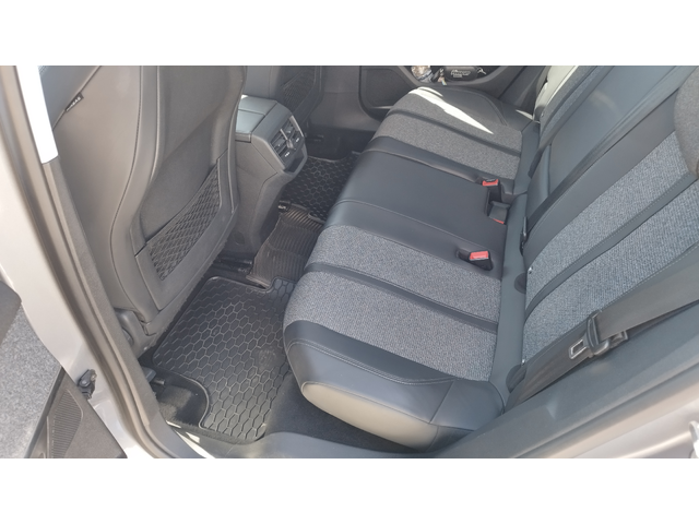 Peugeot 3008 1.5BlueHdi,131ks. - автомобили, коли, обяви за нови и употребявани 12