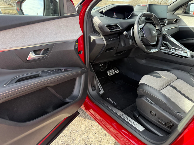 Peugeot 3008 GT/HYBRID/1.6/225EEATS/ГЕРМАНИЯ360/ПАНОРАМА - автомобили, коли, обяви за нови и употребявани 8