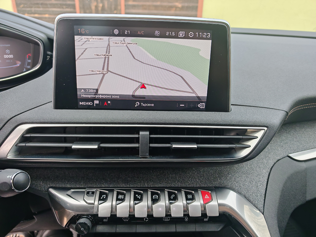 Peugeot 3008 2.0 HDI-GT LINE-КОЖА-НАВИГАЦИЯ-КАМЕРА - автомобили, коли, обяви за нови и употребявани 11