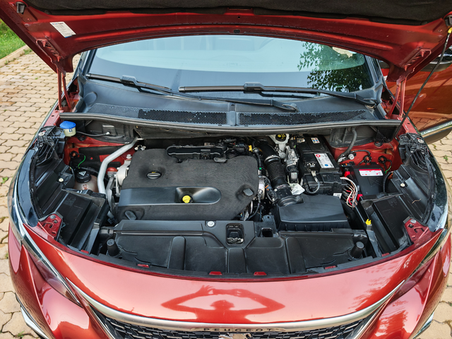 Peugeot 3008 2.0 HDI-GT LINE-КОЖА-НАВИГАЦИЯ-КАМЕРА - автомобили, коли, обяви за нови и употребявани 15