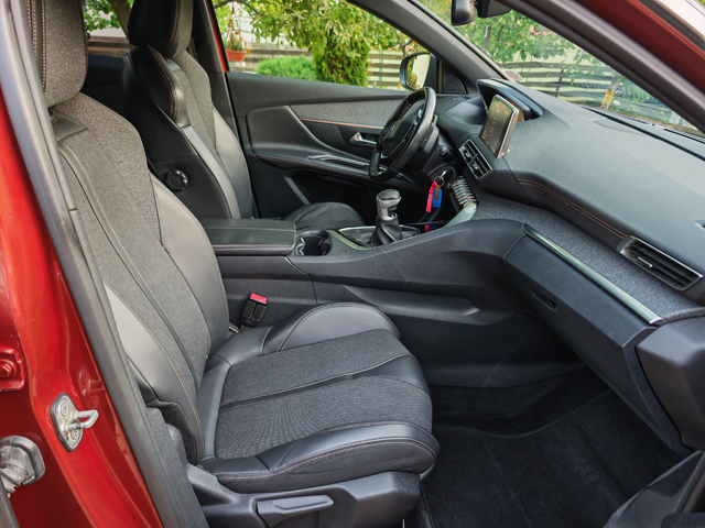 Peugeot 3008 2.0 HDI-GT LINE-КОЖА-НАВИГАЦИЯ-КАМЕРА - автомобили, коли, обяви за нови и употребявани 7