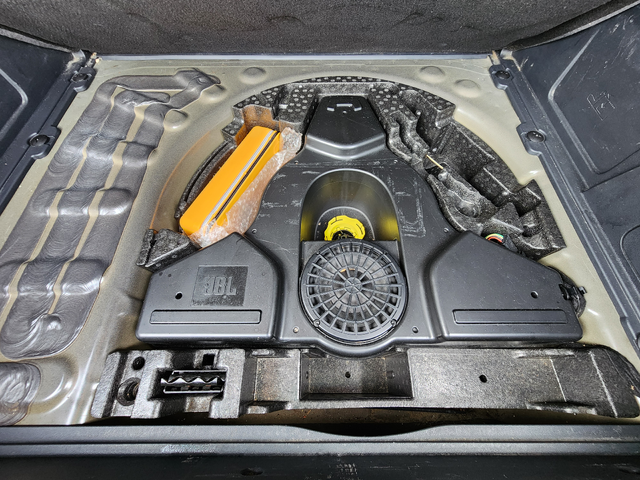 Peugeot 3008 2.0HDI - автомобили, коли, обяви за нови и употребявани 14