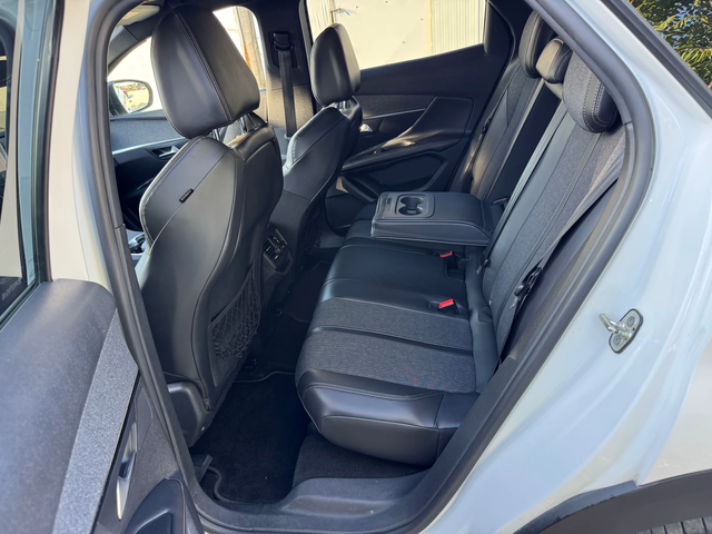 Peugeot 3008 -1.6HDI-GT LINE-FULL PACK - автомобили, коли, обяви за нови и употребявани 11