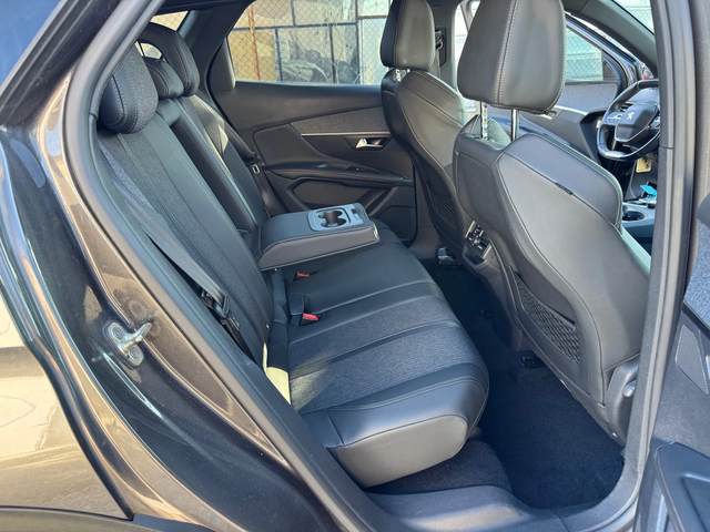 Peugeot 3008 2.0HDI-GT LINE-FUL PACK - автомобили, коли, обяви за нови и употребявани 12