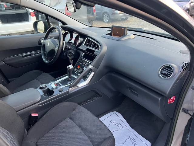 Peugeot 3008 1.6HDI-112к.с./ Автоматик/ Автопилот/ Навигация - автомобили, коли, обяви за нови и употребявани 16