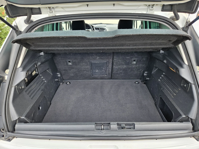 Peugeot 3008 2.0HDI-163кс= ПЪЛЕН АВТОМАТ= НАВИГАЦИЯ= EURO 5A - автомобили, коли, обяви за нови и употребявани 9