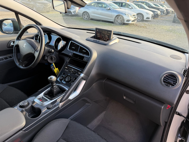 Peugeot 3008 1.6 HDI - автомобили, коли, обяви за нови и употребявани 12