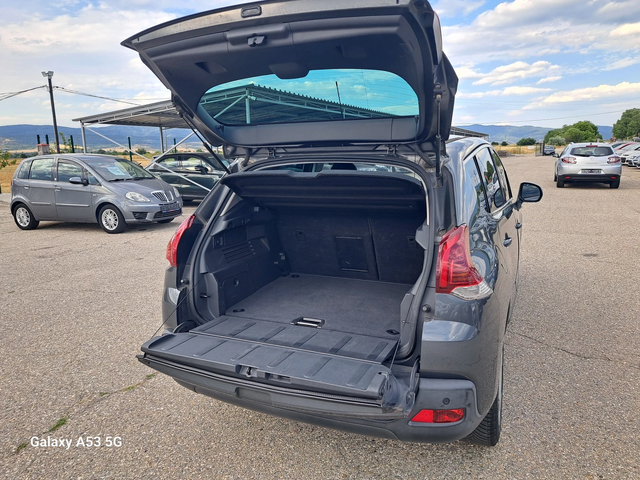 Peugeot 3008 1, 6 Hdi - автомобили, коли, обяви за нови и употребявани 14