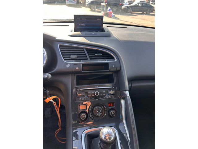 Peugeot 3008 1.6HDI NAVI/PANORAMA EURO 5 - автомобили, коли, обяви за нови и употребявани 13