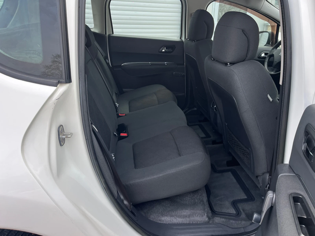 Peugeot 3008 1.6 hdi - автомобили, коли, обяви за нови и употребявани 10