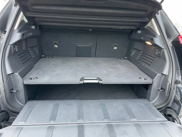 Peugeot 3008 1.6i-120-ITALIA - автомобили, коли, обяви за нови и употребявани 11